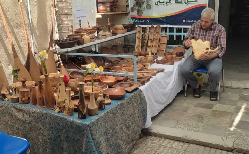 نمایشگاه صنایع دستی و مشاغل خرد خانگی در اسفراین